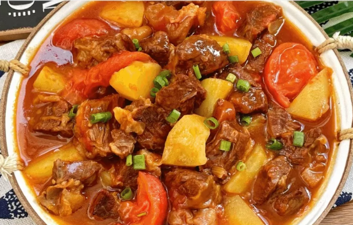 番茄土豆牛肉汤